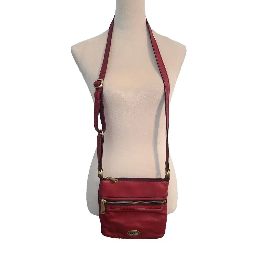 Red Fossil Mini Explorer Crossbody Messenger Purse Leather Bag Travel Normcore - Picture 2 of 9